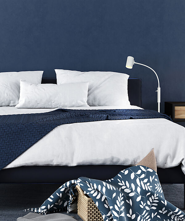 Hugin Weiß stehlampe Von Aneta Lighting - Vorteilhaft kombinierbar mit unseren anderen Leuchten aus der Hugin-Familie.