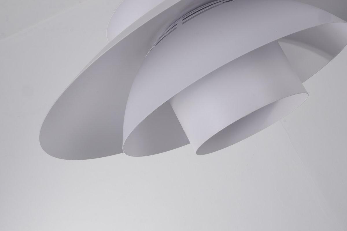 Stealth 2 Ø50 Weiß hängelampe Von Nordic Lighting - Sie eignet sich perfekt f&uuml;r die Platzierung &uuml;ber dem Esstisch und vereint Funktion und Stil auf ideale Weise.