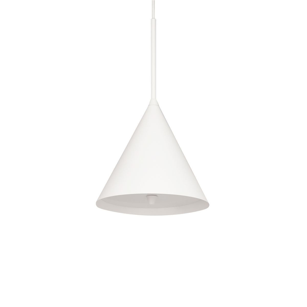 Idre Ø20 Vit hängelampe Von Armaturhantverk - Nedtill har lampan en akrylsk&auml;rm som bidrar till en j&auml;mn ljusspriding men ocks&aring; till att undvika bl&auml;ndning.
