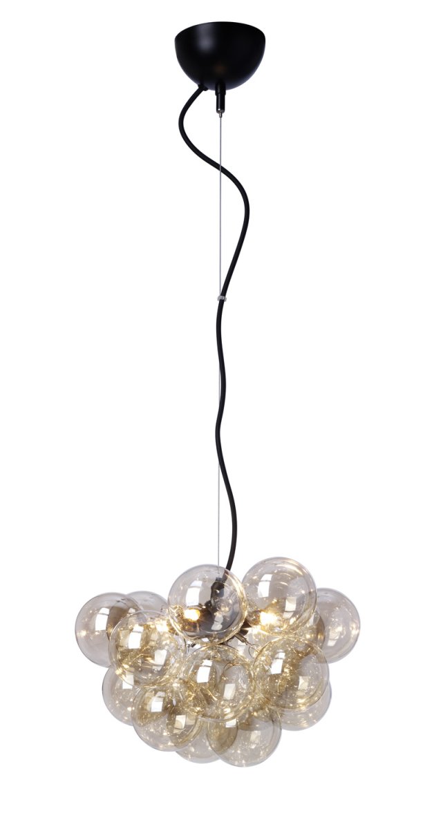 Monaco Ø40 Bernstein hängelampe Von Lampan - Zentral in der Lampe befinden sich vier Lichtquellen, die im eingeschalteten Zustand durch die Glaskuppeln f&uuml;r ein weiches und angenehmes Licht sorgen.