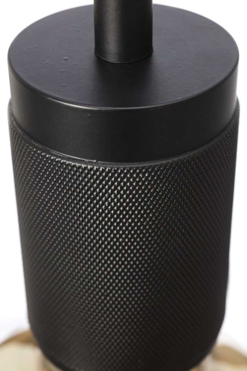 Upphäng Ø9 Schwarz fensterlampe Von Cottex - Die schlichte, aber raffinierte Gestaltung r&uuml;ckt die Lichtquelle in den Mittelpunkt und bildet ein harmonisches Gesamtbild.