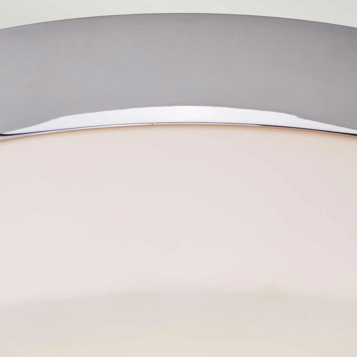 Tamar Ø30 Chrom poliert badezimmerlampe Von Elstead Lighting - Die Deckenleuchte Tamar in poliertem Chrom ist eine stilvolle und funktionale Beleuchtungslösung, die dank der Schutzart IP44 perfekt für Badezimmer geeignet ist, sich aber auch für Flure und Räume mit niedrigen Decken eignet.