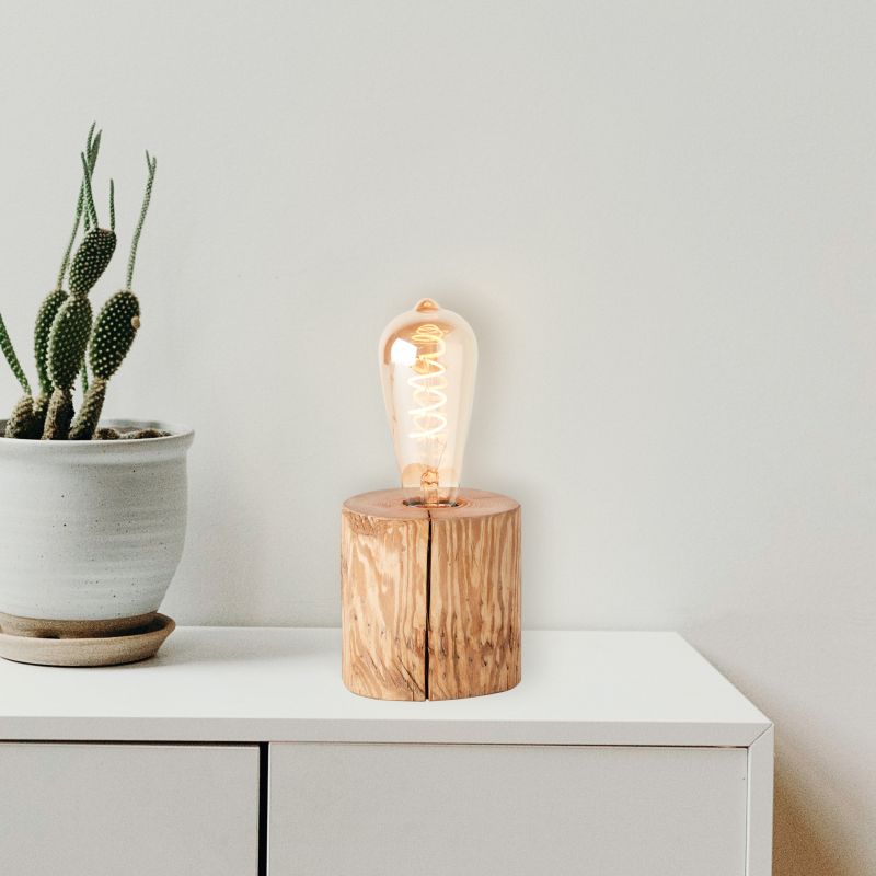 Trabo 10cm Holz tischlampe Von Brilliant - Die Kombination aus Holz und moderner Technologie erzeugt einen natürlichen und zeitlosen Ausdruck, der die Leuchte zu einem dekorativen Detail im Zuhause macht.