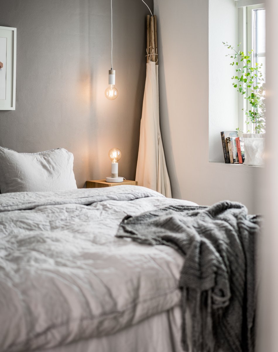 Spartan Ø5 Weiß fensterlampe Von Cottex - Erg&auml;nzen Sie die Leuchte gerne mit einer dekorativen Lichtquelle, um die Wirkung der Lampe zu verst&auml;rken und eine angenehme Atmosph&auml;re zu schaffen.