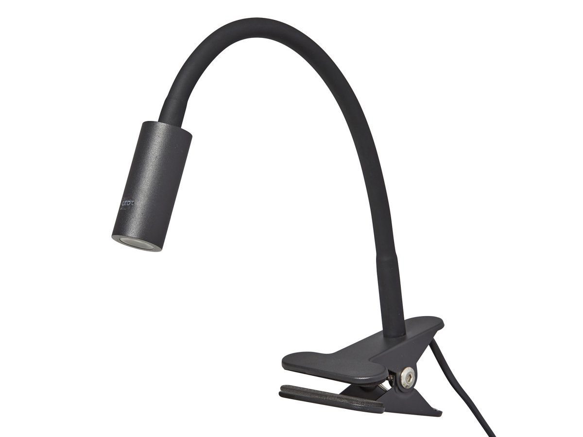 Arholma Schwarz klemmlampe Von Armaturhantverk - Mit der starken Klemme l&auml;sst sich die Lampe an unterschiedlichen Oberfl&auml;chen befestigen und bietet Ihnen so maximale Flexibilit&auml;t.