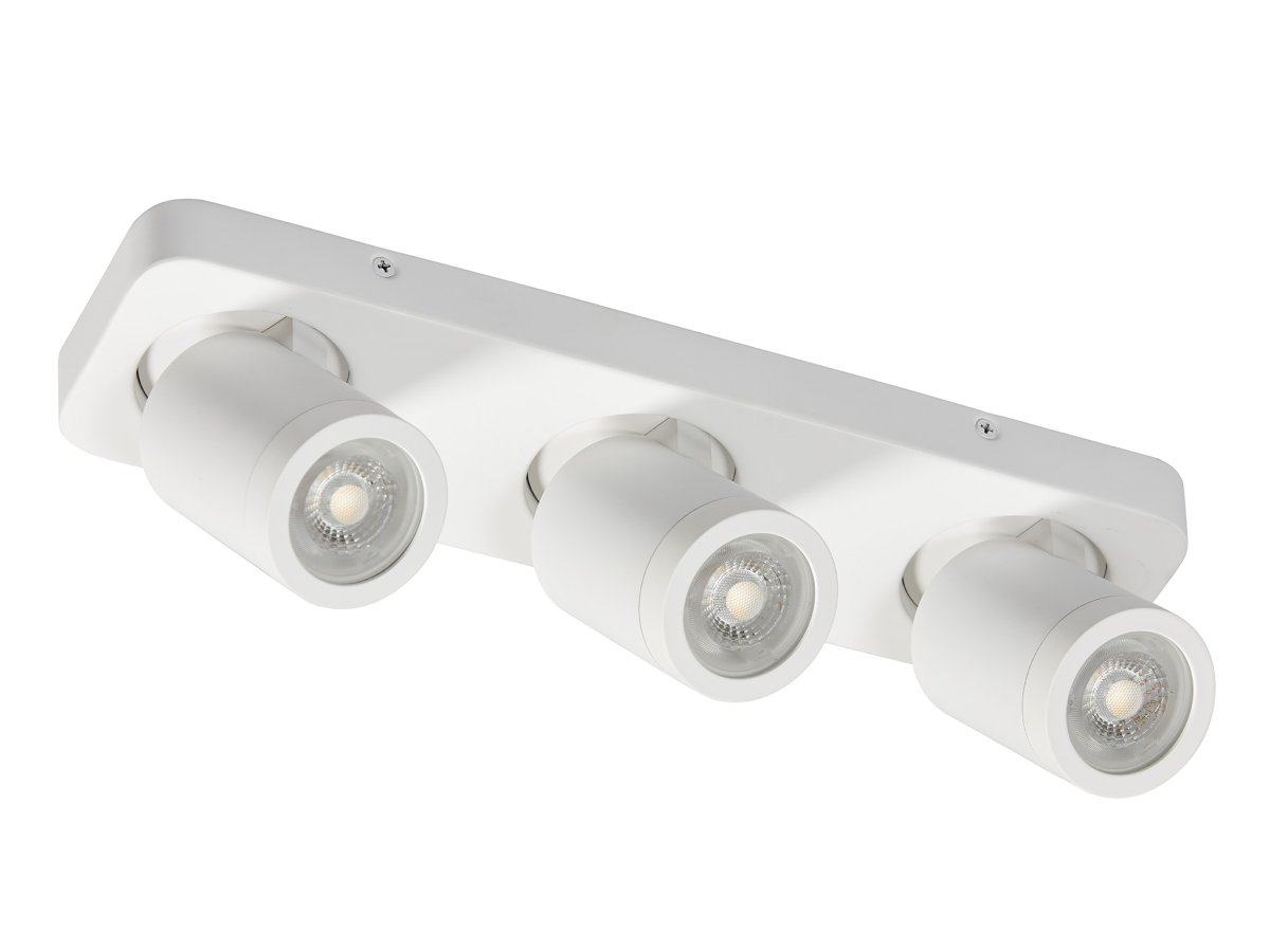 Torsö 36cm Weiß badezimmerlampe Von Armaturhantverk - Der Strahler verfügt über die Schutzart IP44, was bedeutet, dass er für feuchte Umgebungen sicher und langlebig ist.