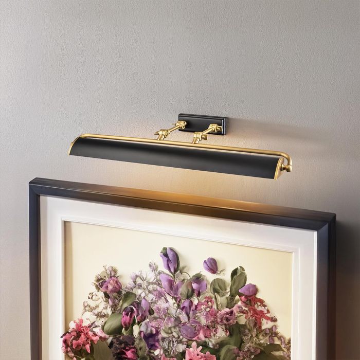 Winchfield 70cm Schwarz Von Elstead Lighting - Erhältlich in antikem Messing, Mattschwarz und Eicheneffekt für Bildschirme und Wandhalterungen.