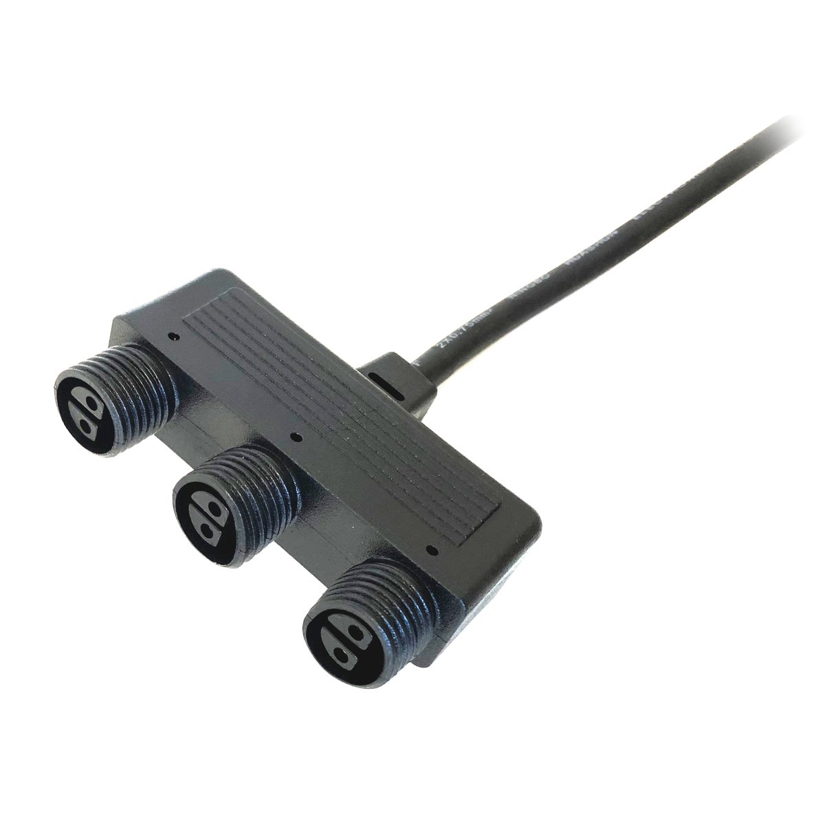 3-Wege-Anschluss Schwarz Von Lightson - Durch diese Verbindung haben Sie drei M&ouml;glichkeiten, beispielsweise wenn Sie das System in verschiedene Richtungen im Garten aufteilen m&uuml;ssen.