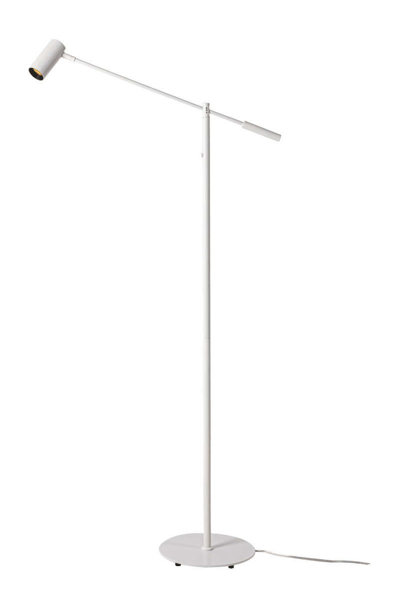 Concord Weiß stehlampe Von Aneta Lighting - Sowohl der Lampenkopf als auch der Arm lassen sich verstellen, sodass Sie das Licht ganz einfach dorthin lenken k&ouml;nnen, wo Sie es m&ouml;chten.
